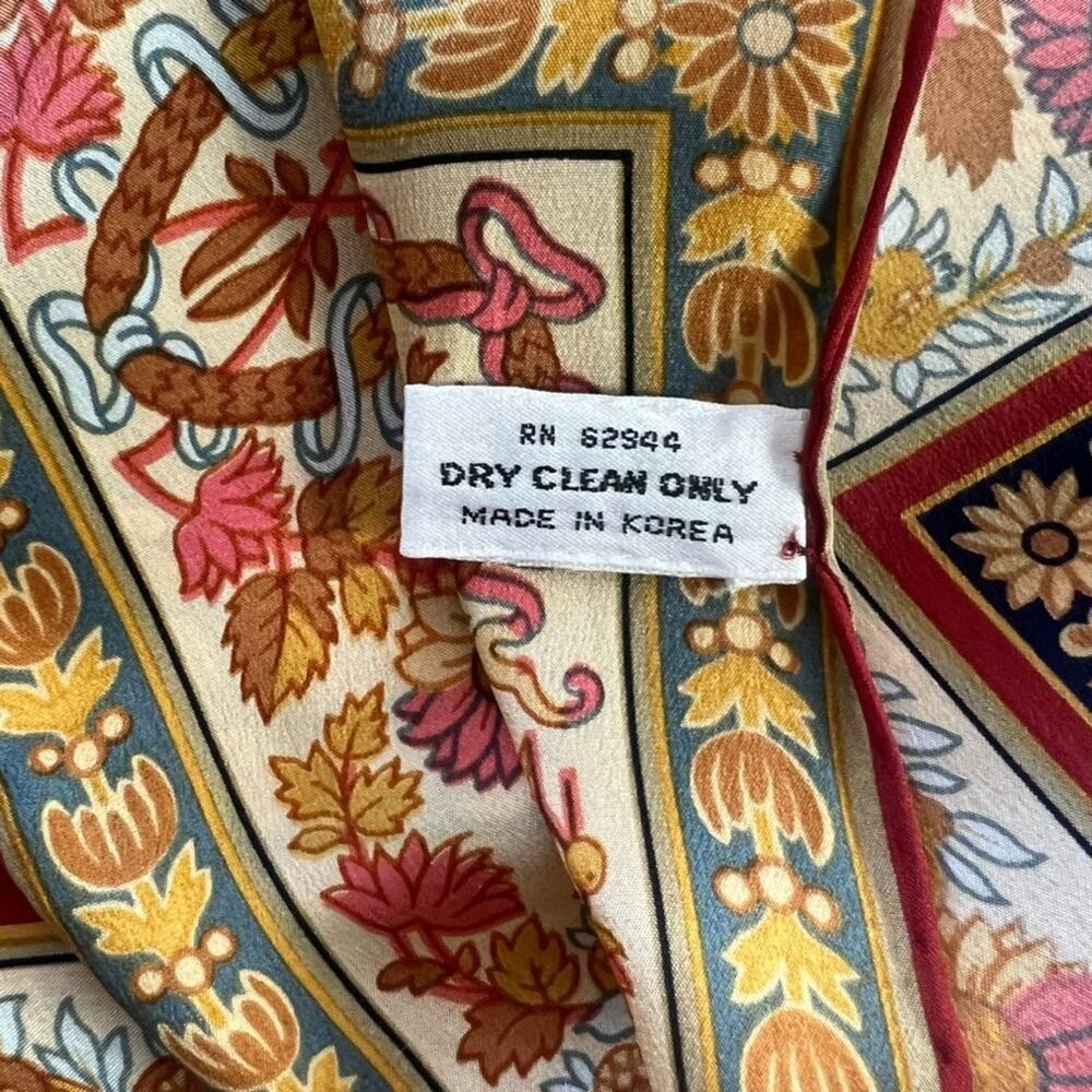Vintage Bill Blass for Baar & Beards Silk Multicolored Scarf Floral Red - Picture 6 of 11